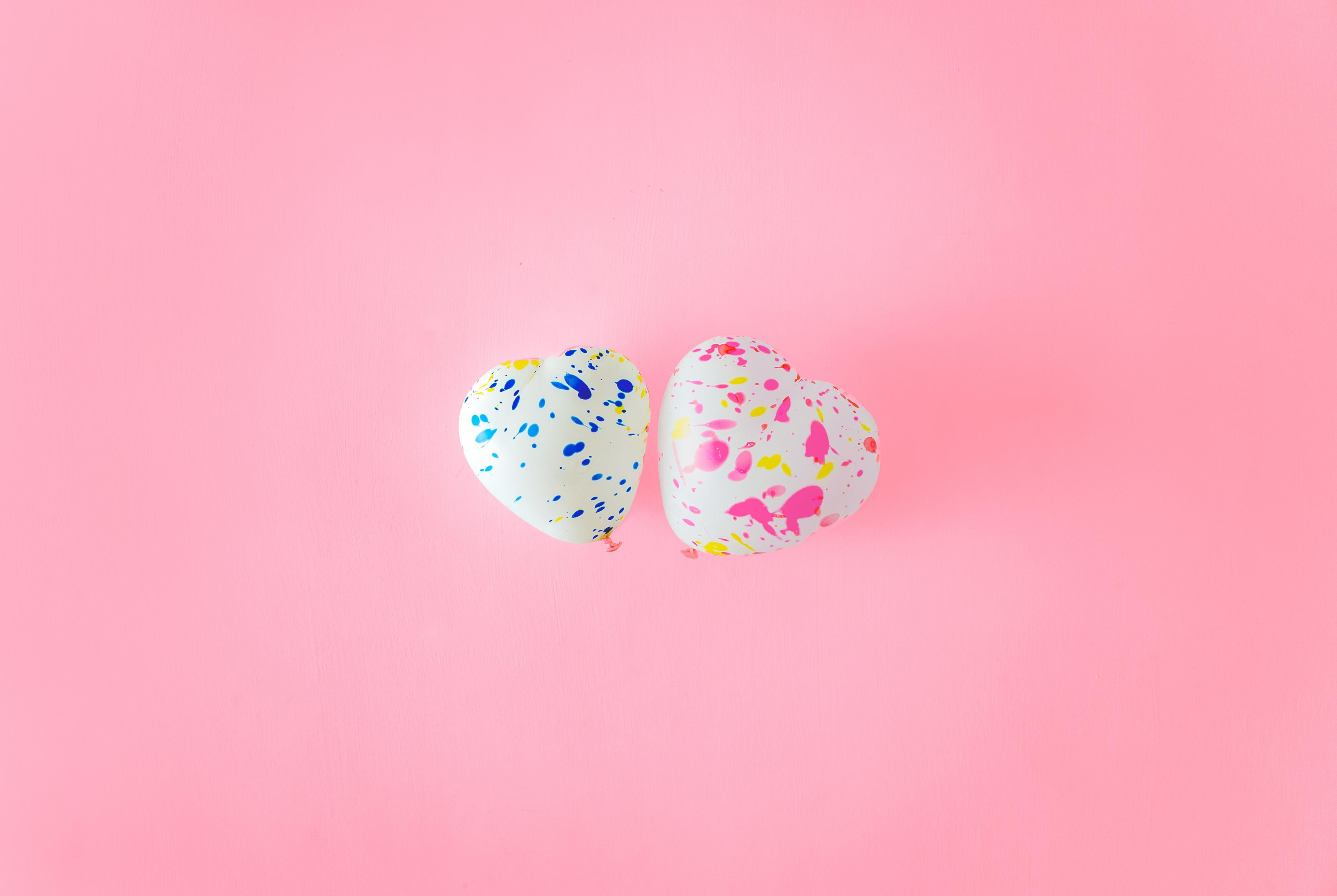 Balloon Hearts on a pick background